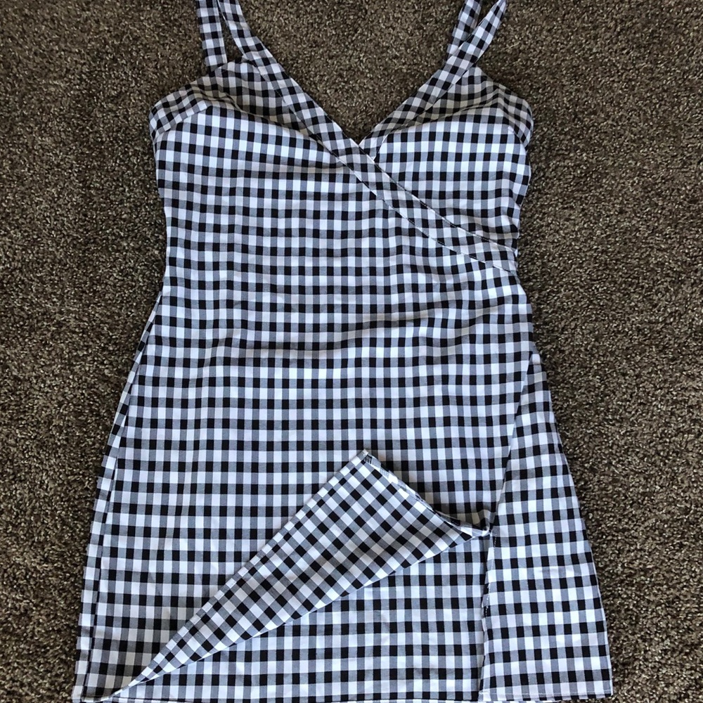 Tobi black and white dress - Picture 2 of 6